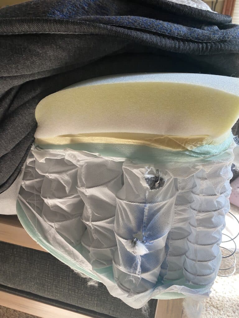 layers-inside-the-helix-midnight-luxe-mattress