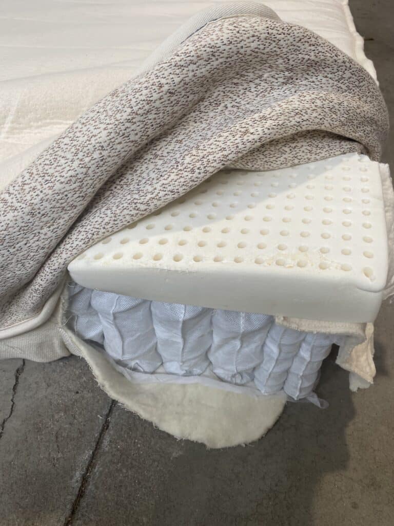 inside-the-birch-mattress